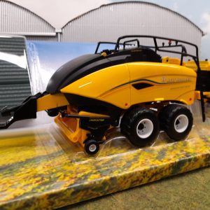 Britains 1/32 Scale New Holland Big Square Baler