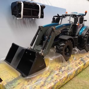 Britains 1/32 Scale Valtra T234 With Front Loader