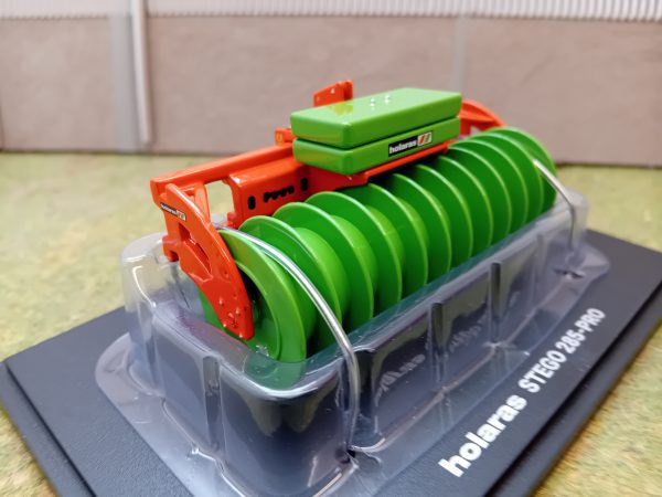 Universal Hobbies 1/32  Holaras Silage Packer Stego 285-PRO - Image 5